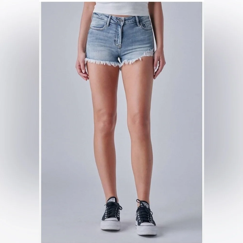 NWT Kenzie Light Blue Denim Shorts